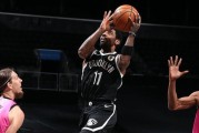 篮网三巨头终获首胜，难道哈登只能扮演“基德”了？